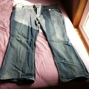 Size 20w apt 9 jeans